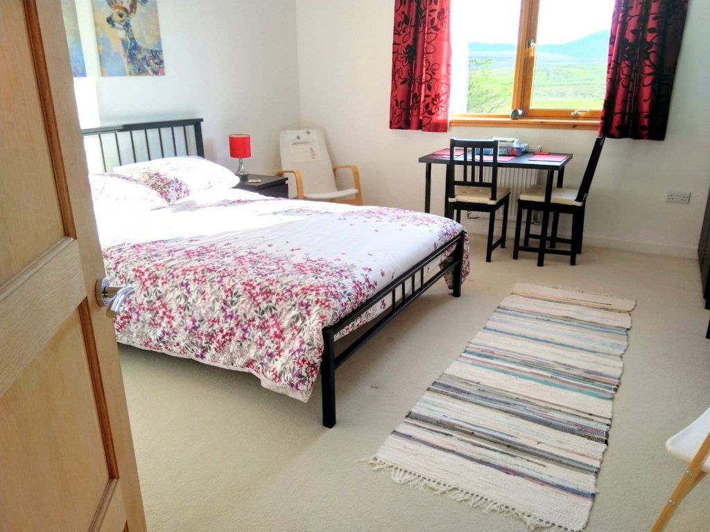 Inside bedroom Tigh-Na-Mara Staffin B&B Isle of Skye